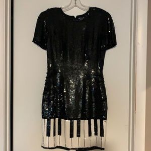 Piano sequence dress